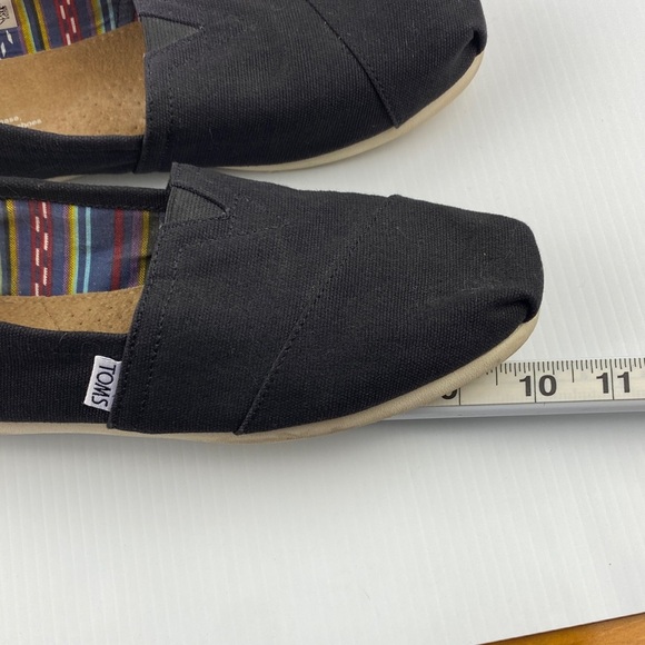 Toms Classic Canvas Flat Shoes in Black - Picture 9 of 9